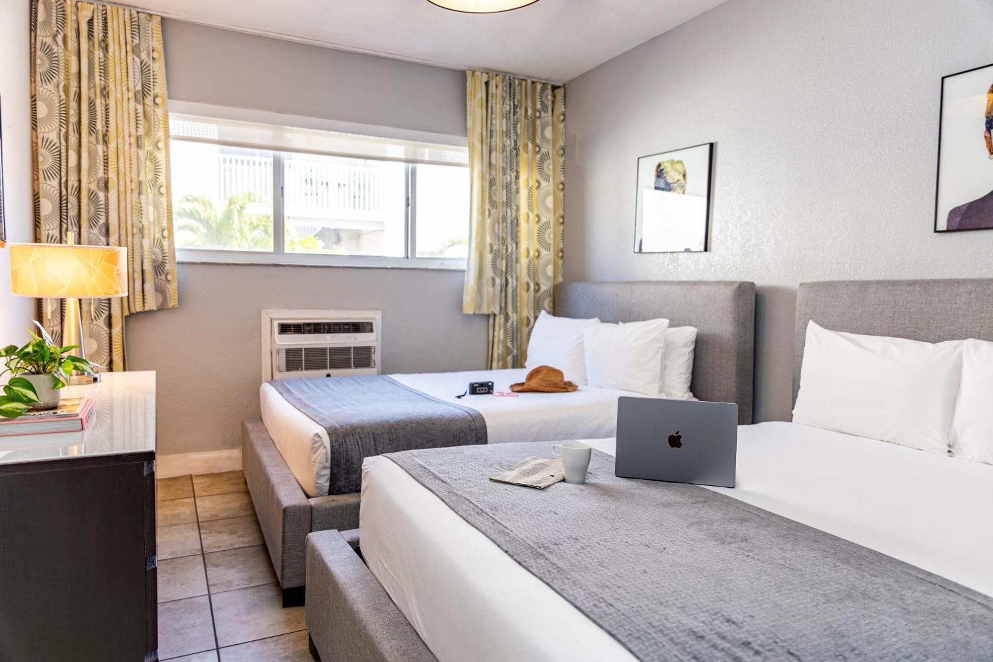 Beachside All Suites Hotel Μαϊάμι Μπιτς Εξωτερικό φωτογραφία